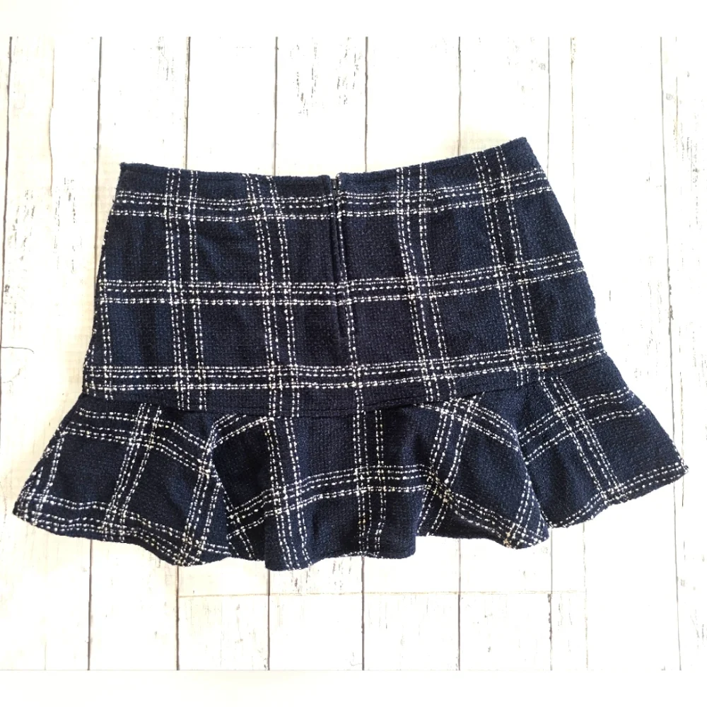Vintage Xhileration Knit Ruffle Plaid Black & Ivory Cream Mini Skirt Zip up Back - Picture 2 of 5